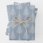 Kerstmis, bomen, polka-stippen, feestdag dusty bla inpakpapier vel (In situ)