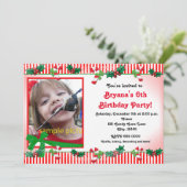 Kerstmis Candy Cane Custom Photo Party Uitnodiging (Staand voorkant)