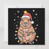 Kerstmis Capybara Met Kerstman Hoed Kerstlichtjes Feestdagenkaart (Voorkant)