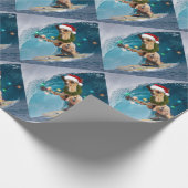 Kerstmis Chihuahua Surfing Cadeaupapier (Hoek)