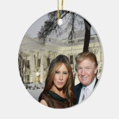 Kerstmis: Donald en Melania Keramisch Ornament (Links)