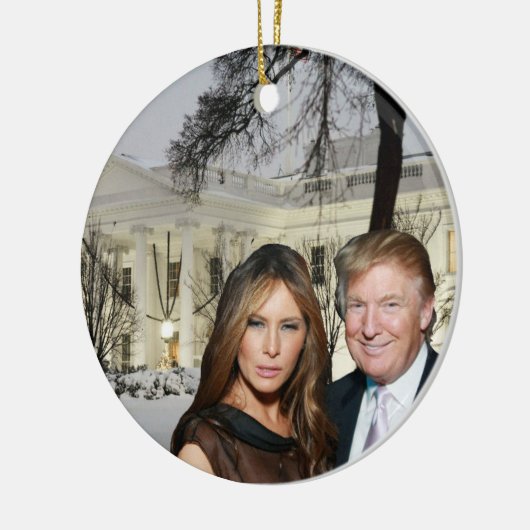 Kerstmis: Donald en Melania Keramisch Ornament (Links)
