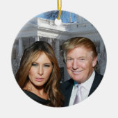 Kerstmis: Donald en Melania Keramisch Ornament (Voorkant)