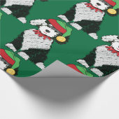 Kerstmis Elf Sheepadoodle Green Cadeaupapier (Hoek)