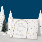 Kerstmis en nieuwjaarskalligrafie en noordse pine feestdagen kaart