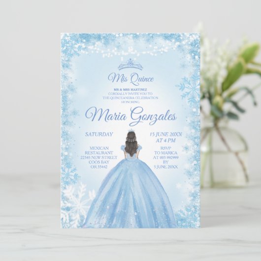 Kerstmis en Winter Mis Quince Blue Invite Kaart (Staand voorkant)