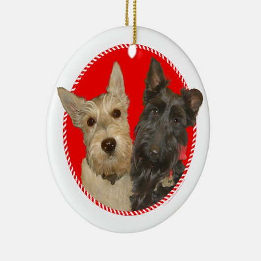 Kerstmis en zwarte Scotties Keramisch Ornament (Rechts)