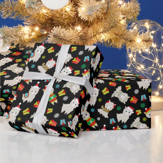 Kerstmis feestelijke lama's op zwart cadeaupapier (Feestdagen)
