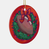 Kerstmis Football op rood Keramisch Ornament (Rechts)