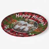 Kerstmis gepersonaliseerde foto rode plaid pinecon papieren bordje (Gekanteld)