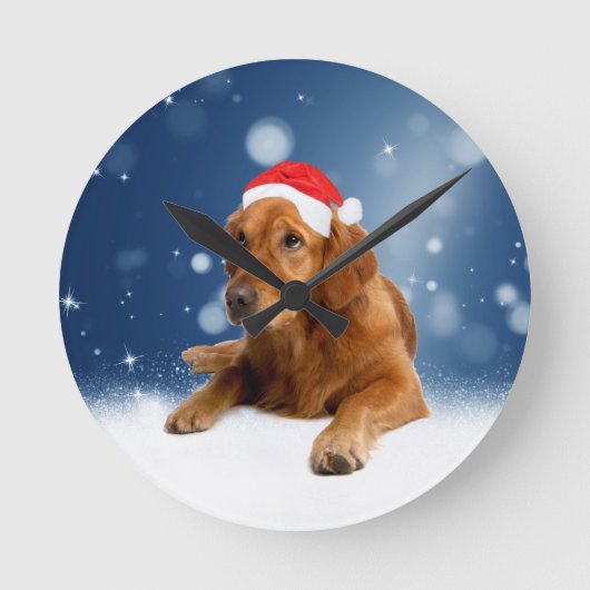 Kerstmis: Golden Retriever Dog Santa Hat Snow Ronde Klok (Voorkant)