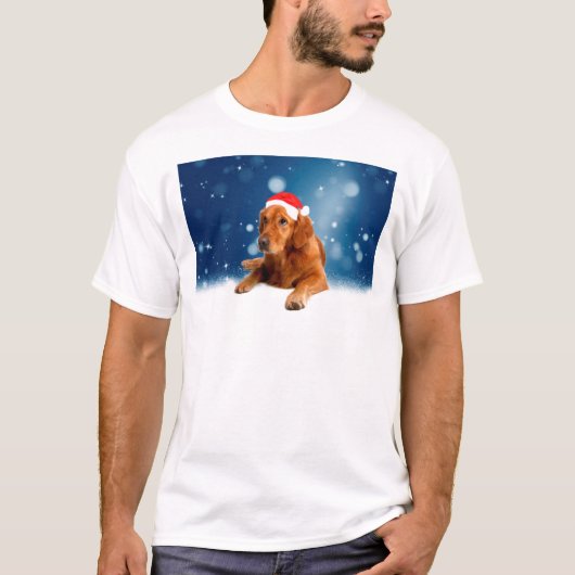 Kerstmis: Golden Retriever Dog Santa Hat Snow T-shirt (Voorkant)