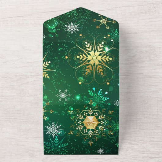Kerstmis Gouden Sneeuwvlokken op Groene Achtergron All In One Uitnodiging (Buitenkant)