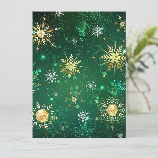 Kerstmis Gouden Sneeuwvlokken op Groene Achtergron Kaart (Staand voorkant)