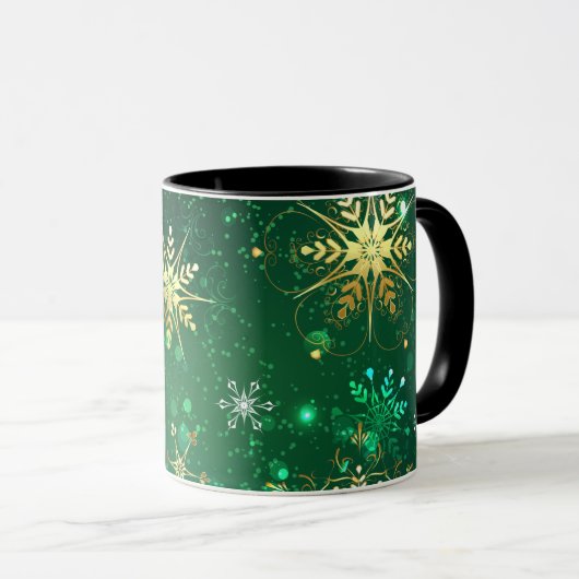 Kerstmis Gouden Sneeuwvlokken op Groene Achtergron Mok (Voorkant rechts)
