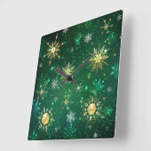 Kerstmis Gouden Sneeuwvlokken op Groene Achtergron Vierkante Klok (Hoek)