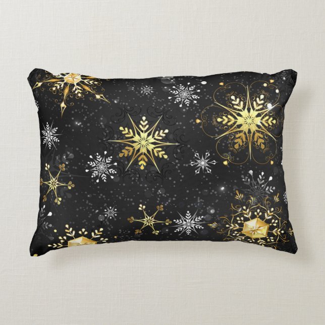 Kerstmis Gouden Sneeuwvlokken op Zwarte Achtergron Accent Kussen (Voorkant)