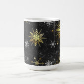 Kerstmis Gouden Sneeuwvlokken op Zwarte Achtergron Koffiemok (Center)