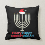 Kerstmis Hanukkah Jewish Menorah Kerstmis Kussen<br><div class="desc">Een grappig cadeauidee voor kerstfeest. Het beste kerstcadeau voor vrienden en familieleden. Viel het feest met je geliefden en laat ze allemaal lachen. Kerstmis Hanukkah Jewish Menorah Kerstmis</div>