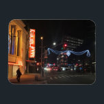 Kerstmis in de stad Brooklyn NYC Fotografie Magneet<br><div class="desc">Met een originele kleurenfoto van de feestdagen op Fulton Street in het centrum van Brooklyn, NYC. Veel andere foto's en illustraties van New York City zijn ook beschikbaar in deze winkel. Zie je niet precies wat je zoekt? Neem contact op met Rebecca om een product aan te passen voor jou!...</div>