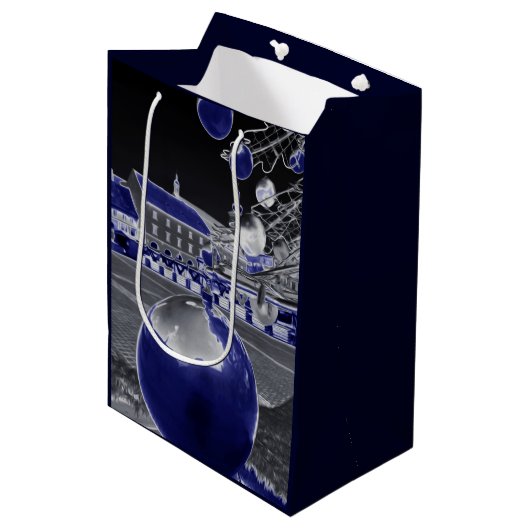 Kerstmis in het blauw medium cadeauzakje (Voorkant Gekanteld)