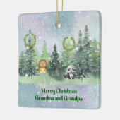 Kerstmis in het bos voor grootouders keramisch ornament (Links)