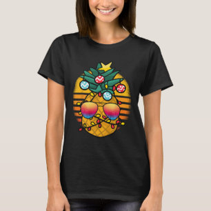 Kerstmis in juli Grappige vakantie ananas 1  T-shirt