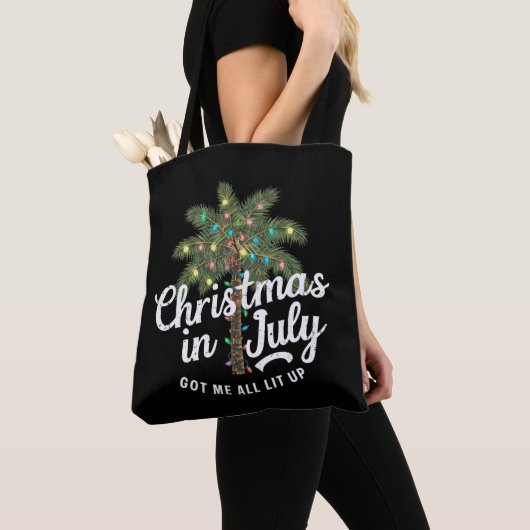 Kerstmis in juli heeft me helemaal verlicht tote bag (Dichtbij)