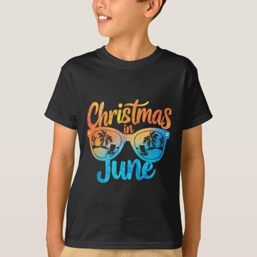 Kerstmis in juni Zonnebril Grappige Zomervakantie T-shirt (Voorkant)