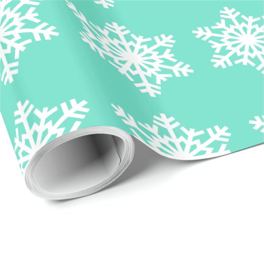 Kerstmis in Tiffanys Aqua Blue Snowflakes Cadeaupapier (Rol Hoek)