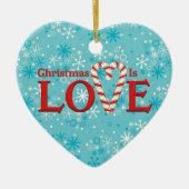 Kerstmis is Love Snowflake Personalized Keramisch Ornament (Voorkant)