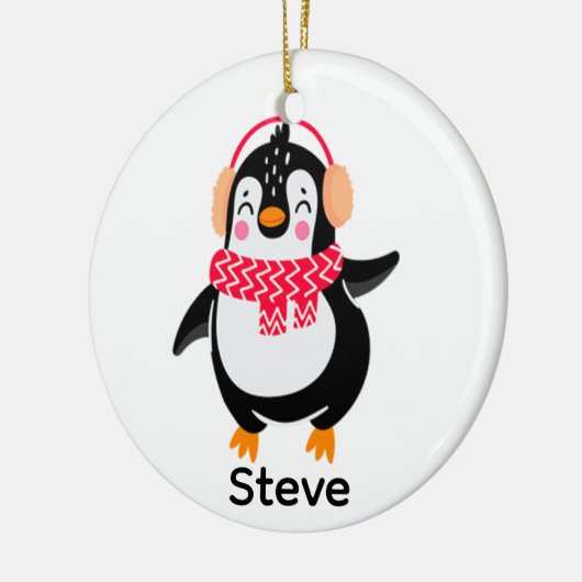 Kerstmis Jolly Pinguïn in Sjaal met Oorkappen Keramisch Ornament (Links)