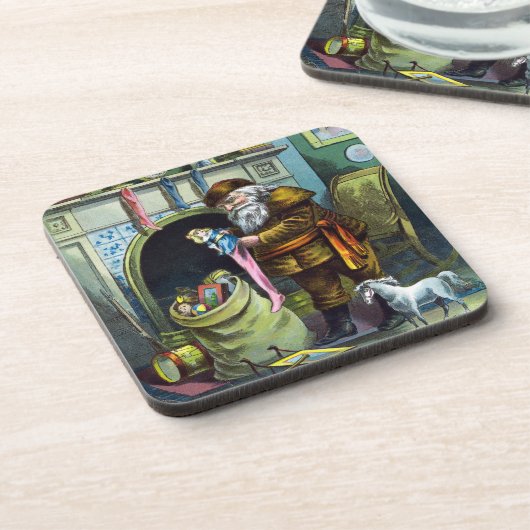 Kerstmis, kerstkerstmannetjes met speelgoed bier onderzetter (Linkerzijde)