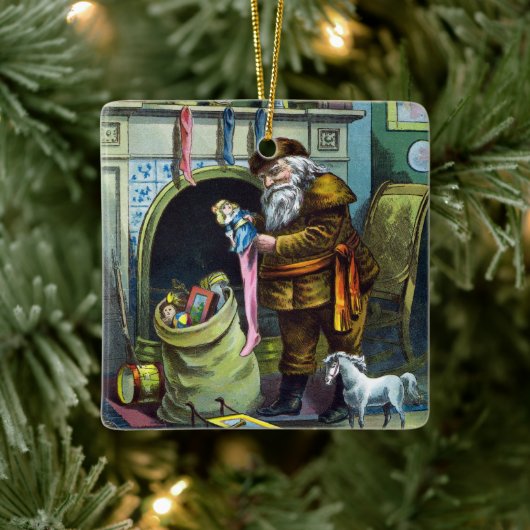 Kerstmis, kerstkerstmannetjes met speelgoed keramisch ornament (Boom)