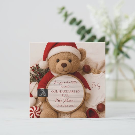 Kerstmis Kerstman Teddybeer Zwangerschapsaankondig Kaart (Staand voorkant)