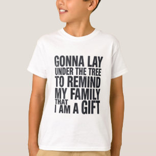 Kerstmis ligt onder de kerstboom Kerstmis Familie T-shirt