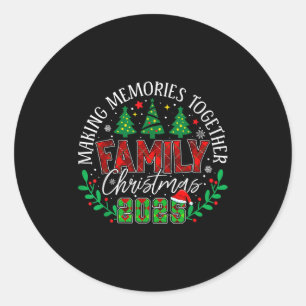 Kerstmis met bijpassende gezinsleden 2025 Herinner Ronde Sticker