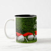 Kerstmis met golfbal en kerstPet Tweekleurige Koffiemok (Links)