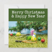 Kerstmis met tennisbal en siervoorwerpen feestdagenkaart (Voorkant)