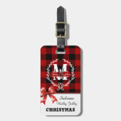 Kerstmis Monogram Krans Buffalo Plaid Bagagelabel (Voorkant verticaal)