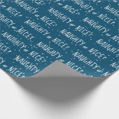 Kerstmis ONDEUGEND of NICE Tekst in Sneeuwvlokken Cadeaupapier (Hoek)