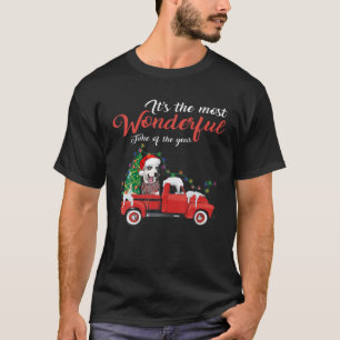 Kerstmis op de rode auto met de kerstboom t-shirt