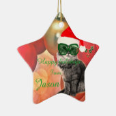 Kerstmis op kerstbal achtergrond keramisch ornament (Rechts)