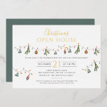 Kerstmis Open House Gold Folie Feestdagenkaart<br><div class="desc">Een koele vakantiefamilie,  kantoor,  en het ontwerp van de medearbeidersuitnodiging kenmerkt een versiering van de Kerstmis van de waterverf met douanetekst die u gemakkelijk kunt aanpassen door de "Personalize"knoop te klikken.</div>