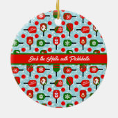 Kerstmis Pickleball Red Green Blue Snowflakes Keramisch Ornament (Achterkant)