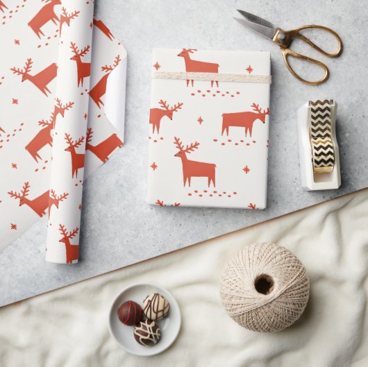Kerstmis rendieren. Rood bos dierlijk patroon Cadeaupapier (Crafts)