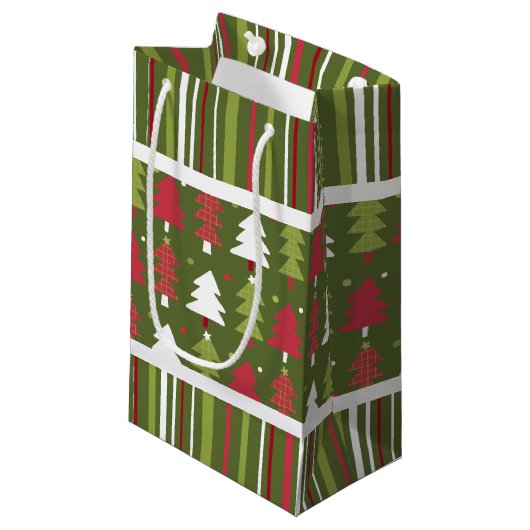 Kerstmis Rode, Witte en Groene Bomen en Strepen Klein Cadeauzakje (Voorkant Gekanteld)