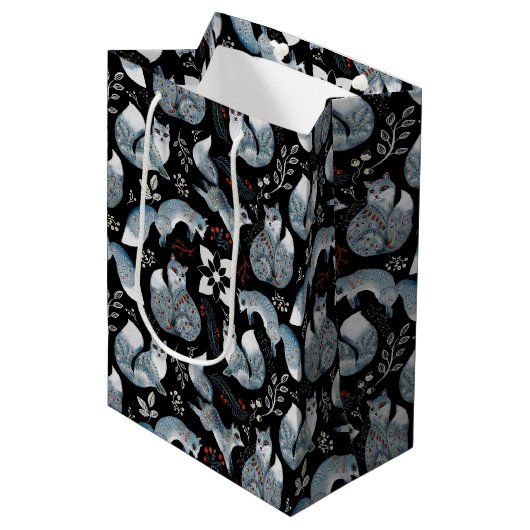 Kerstmis Scandinavische noordse grijze vos op zwar Medium Cadeauzakje (Voorkant Gekanteld)