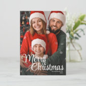 Kerstmis Script Tekst Overlay Familie Foto Feestdagenkaart (Staand voorkant)