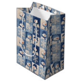 Kerstmis Sneeuwmannen en Sneeuwvlokken Quilt Patro Medium Cadeauzakje (Voorkant Gekanteld)